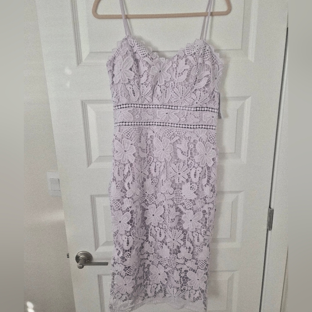 Lace Floral Spaghetti-Strap Midi Dress in Light Lavender